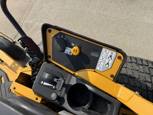 2022 Cub Cadet ZT2 50 Mower/Zero Turn