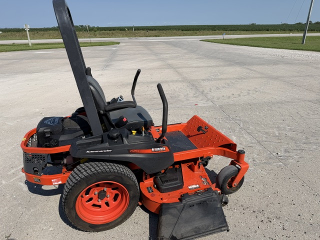 2017 Kubota Z125SKH-54 Mower/Zero Turn