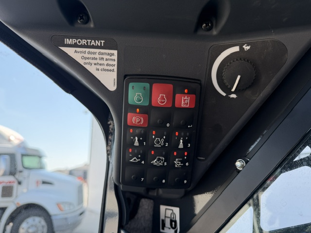 2023 John Deere 320G Skid Steer Loader