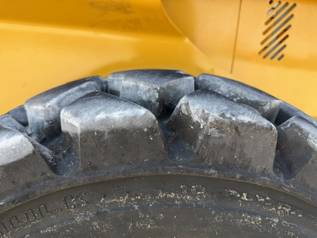 2023 John Deere 320G Skid Steer Loader