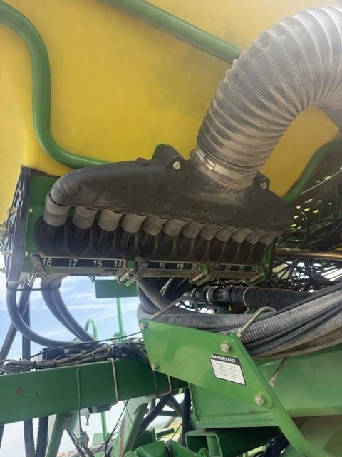 2006 John Deere 1790 Planter