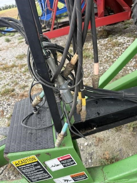 2004 Brent 880 Grain Cart