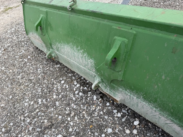 2013 John Deere 5093E Tractor