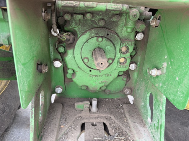 2013 John Deere 5093E Tractor