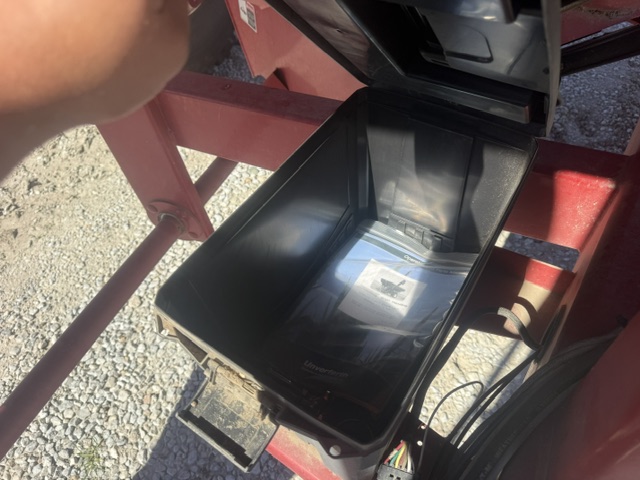 2014 Brent 1082 Grain Cart