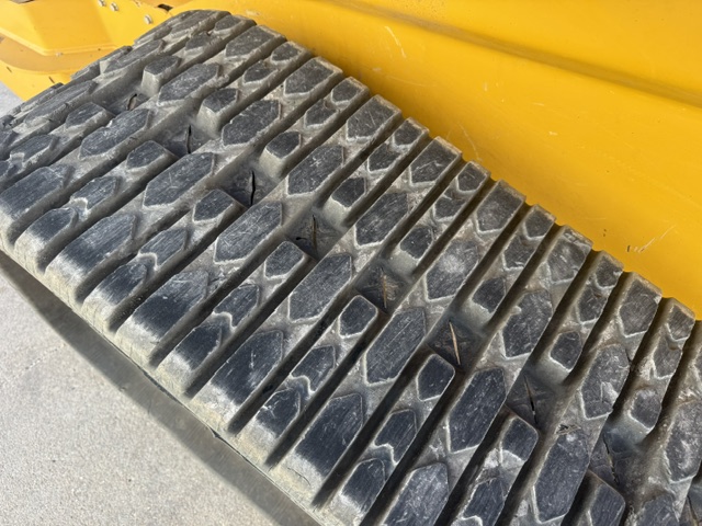 2020 John Deere 325G Compact Track Loader