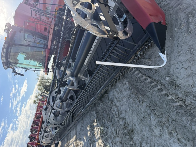 2023 MacDon FD235 Header Draper
