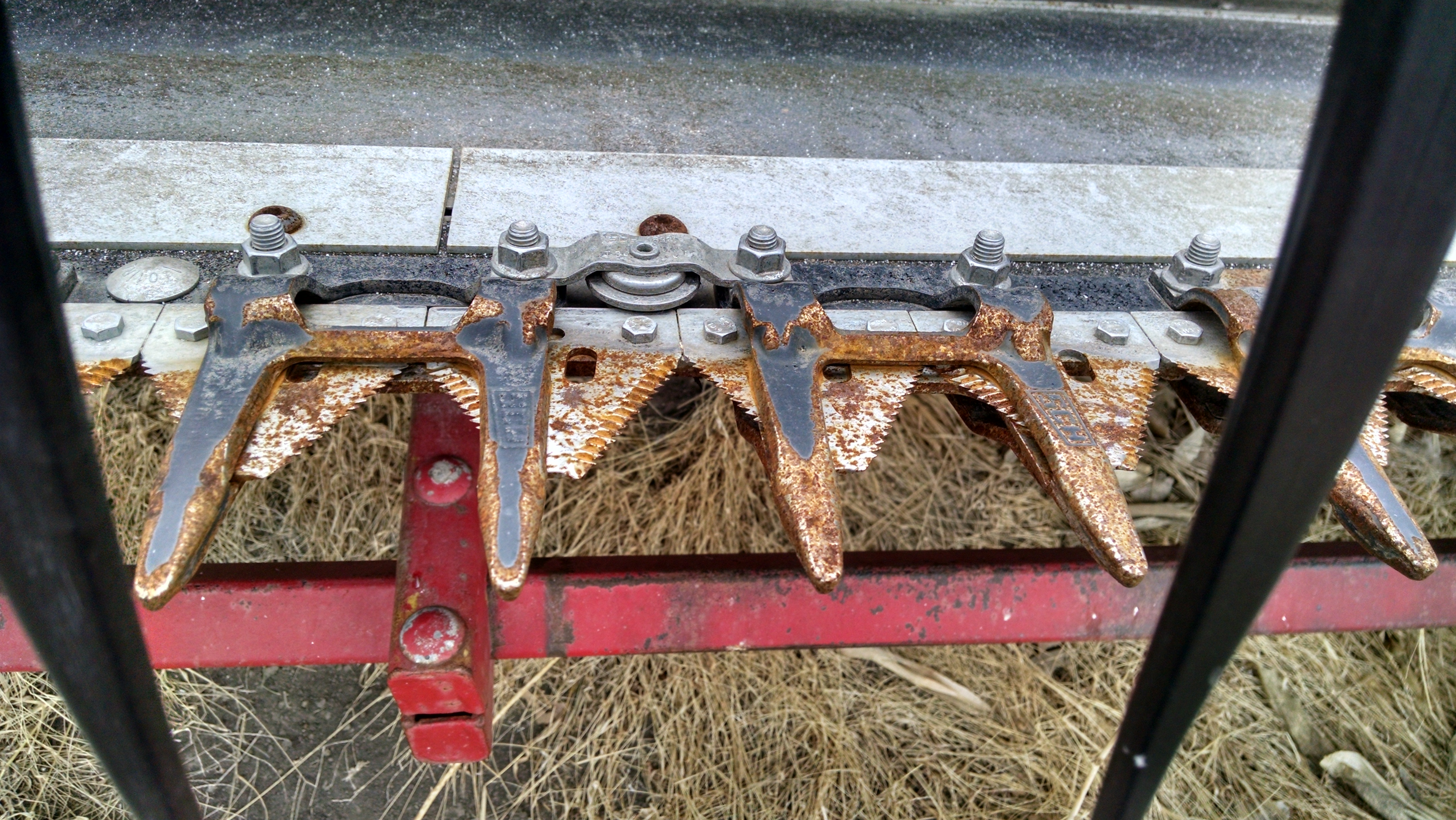 2009 Gleaner 8200 Header Combine