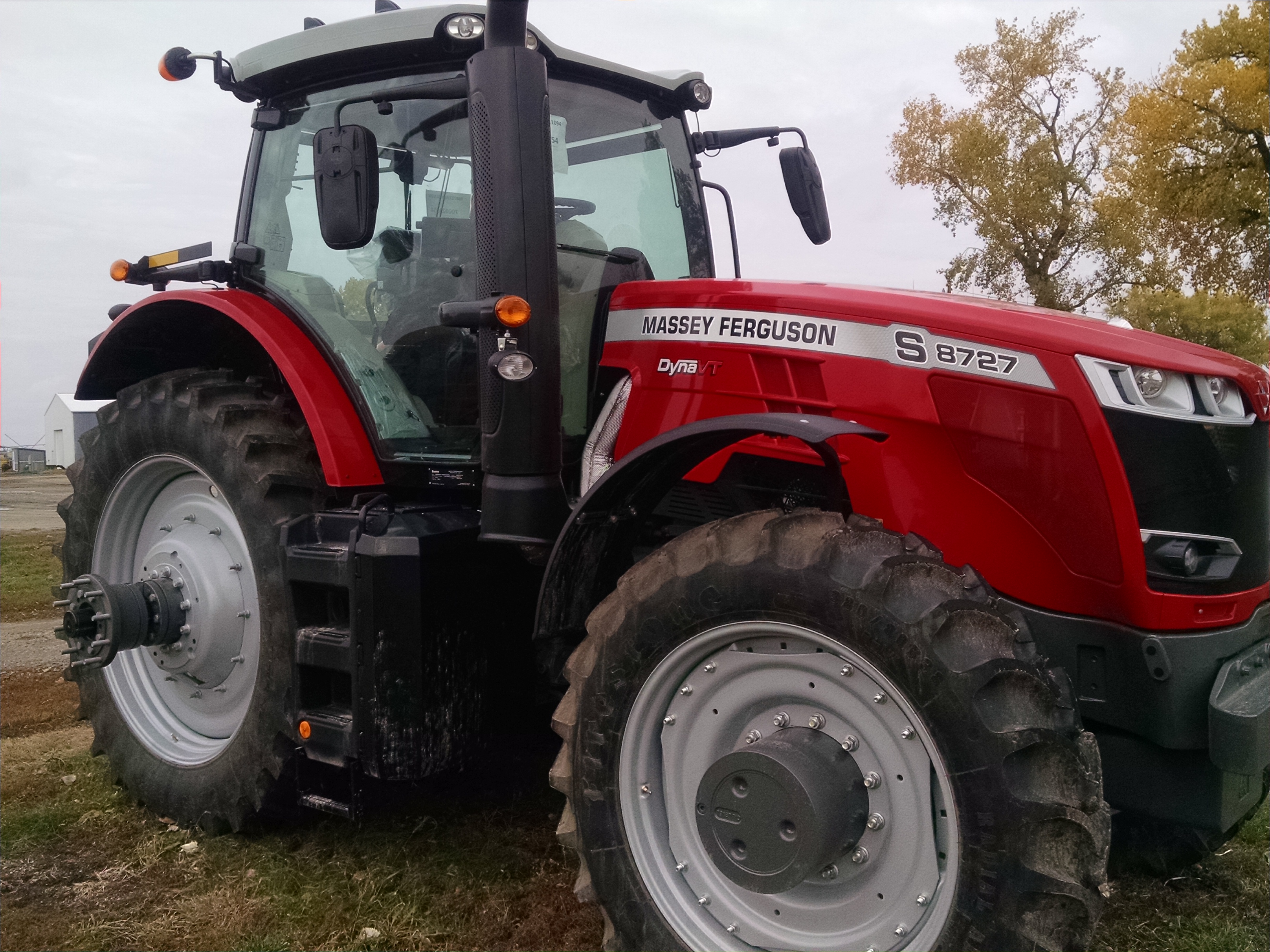 2023 Massey Ferguson 8727S Tractor