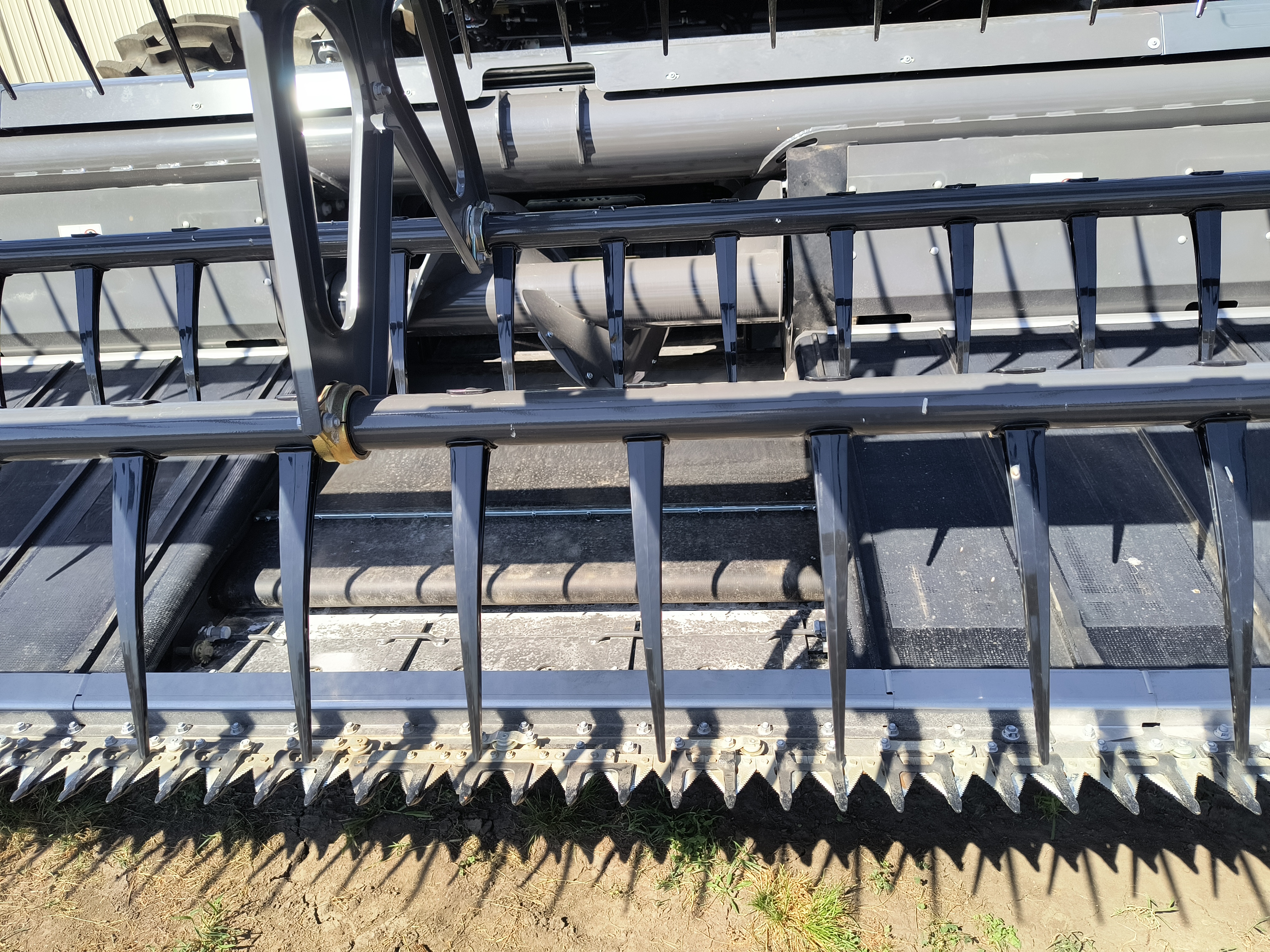 2024 Gleaner 9325 Header Draper Flex