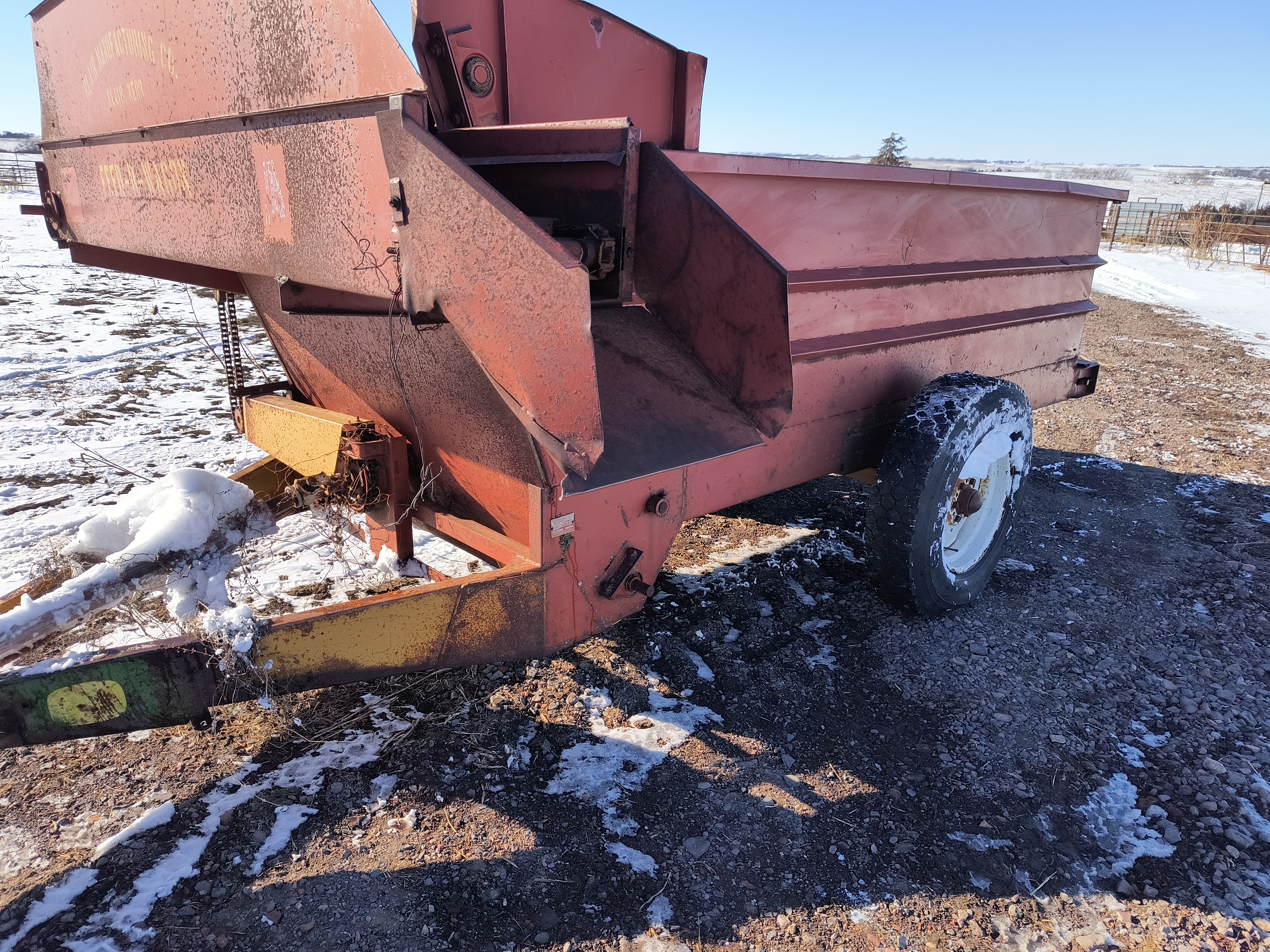 1979 Kelly Ryan 5X12 Feed Wagon