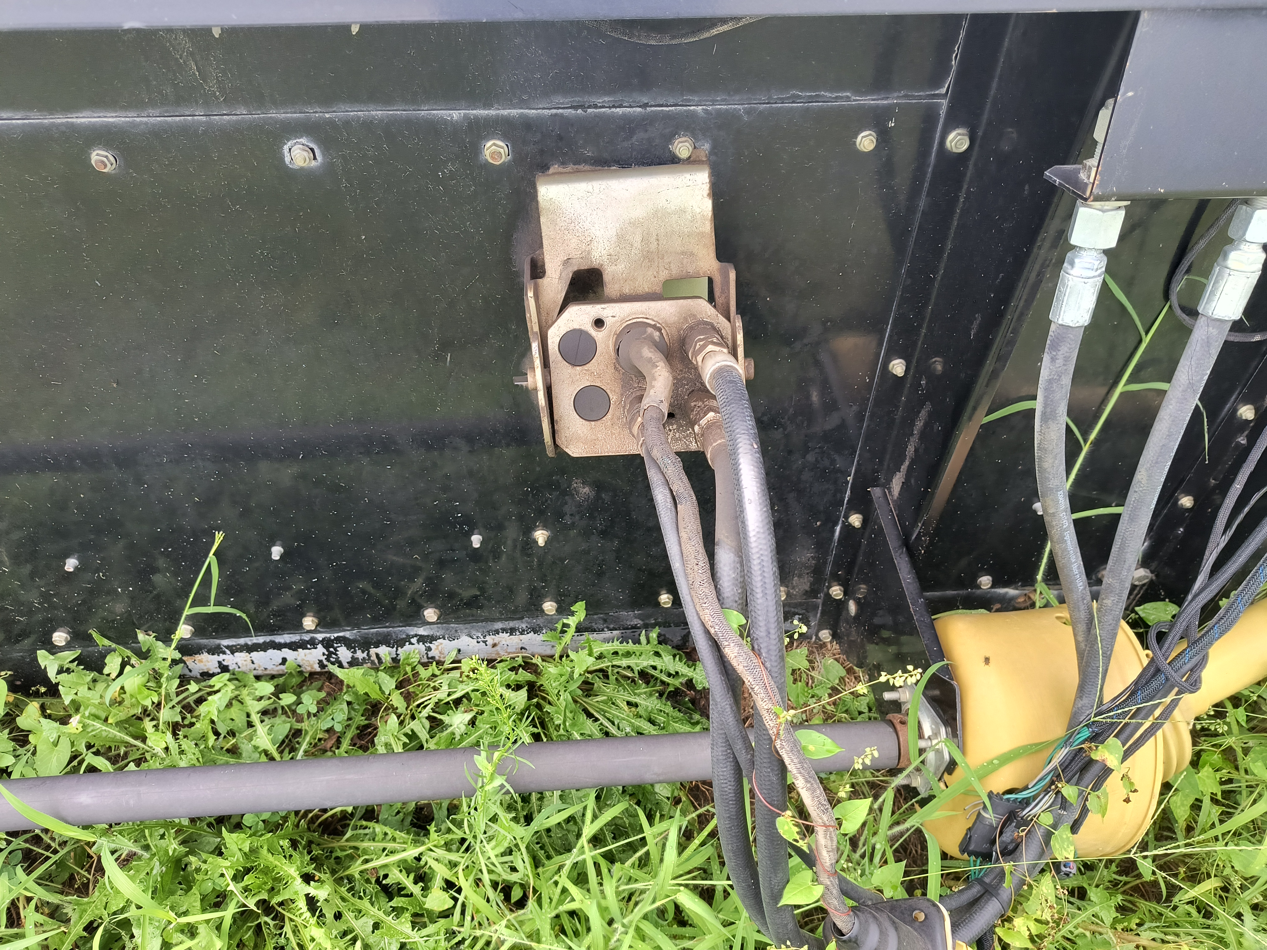 2001 Gleaner 825 Header Flex