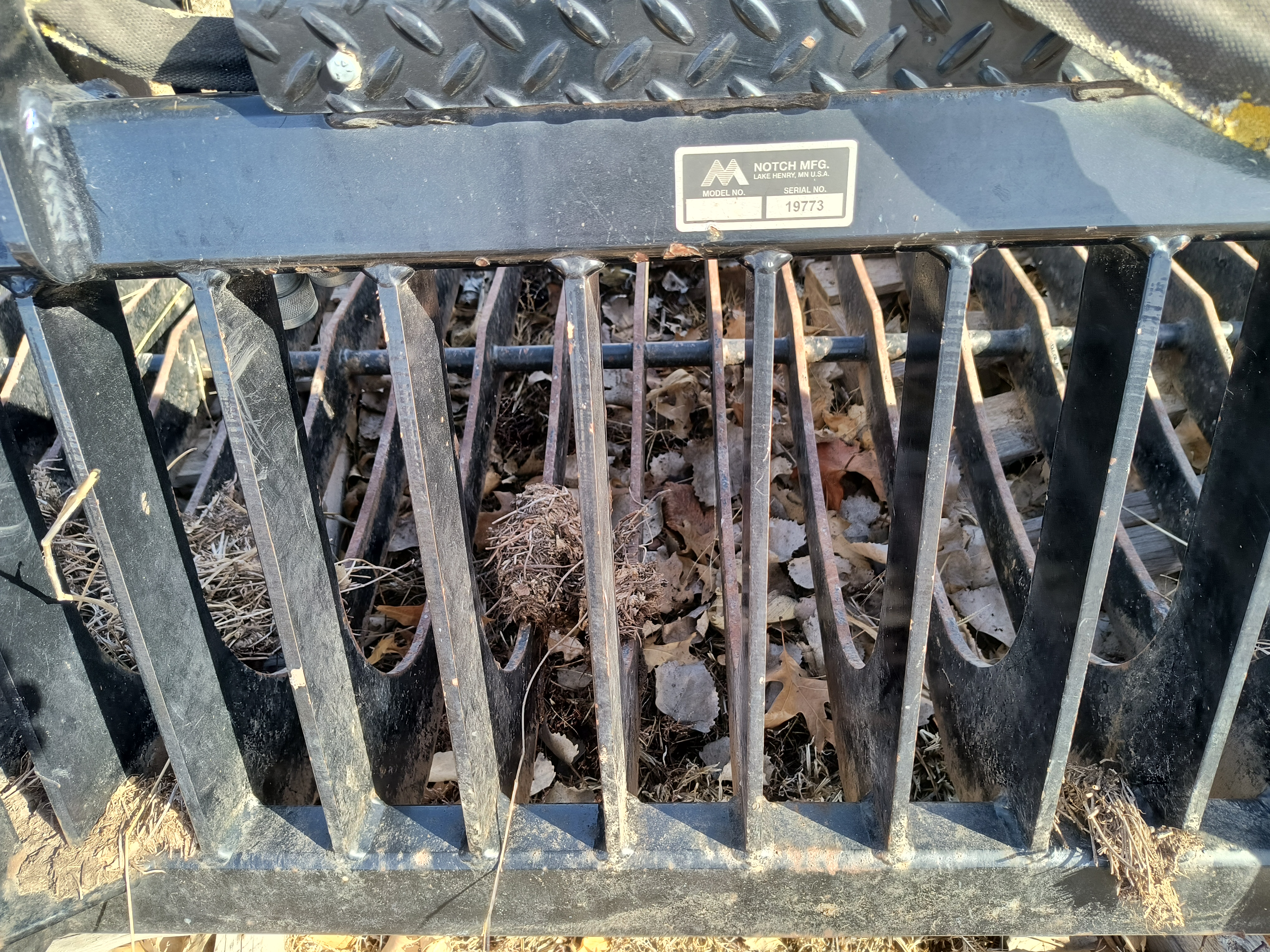 2012 Notch DGRB96 Grapple Rake