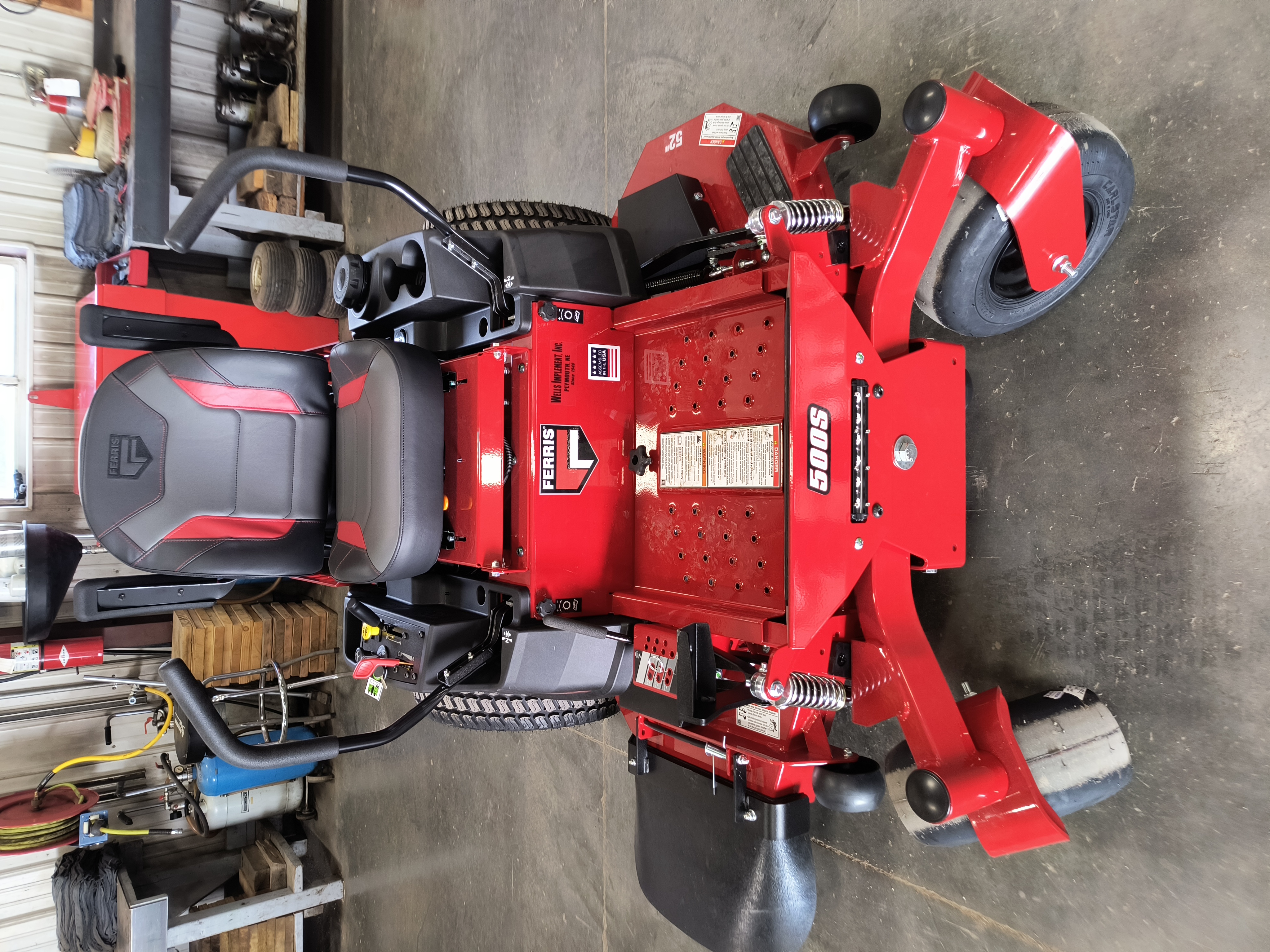 2025 Ferris 500S 25 Mower/Zero Turn