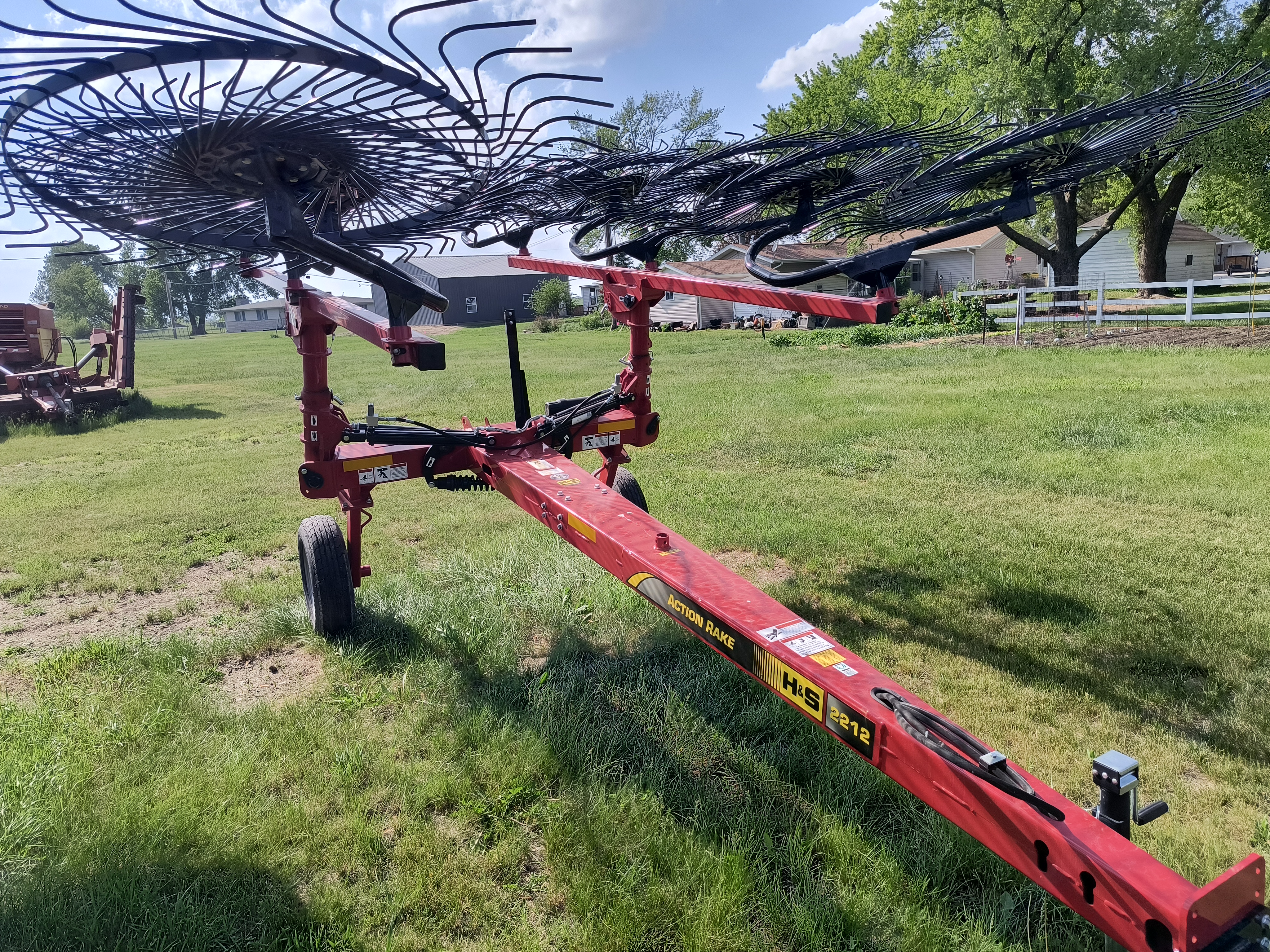 2025 H&S AR2212 Rake