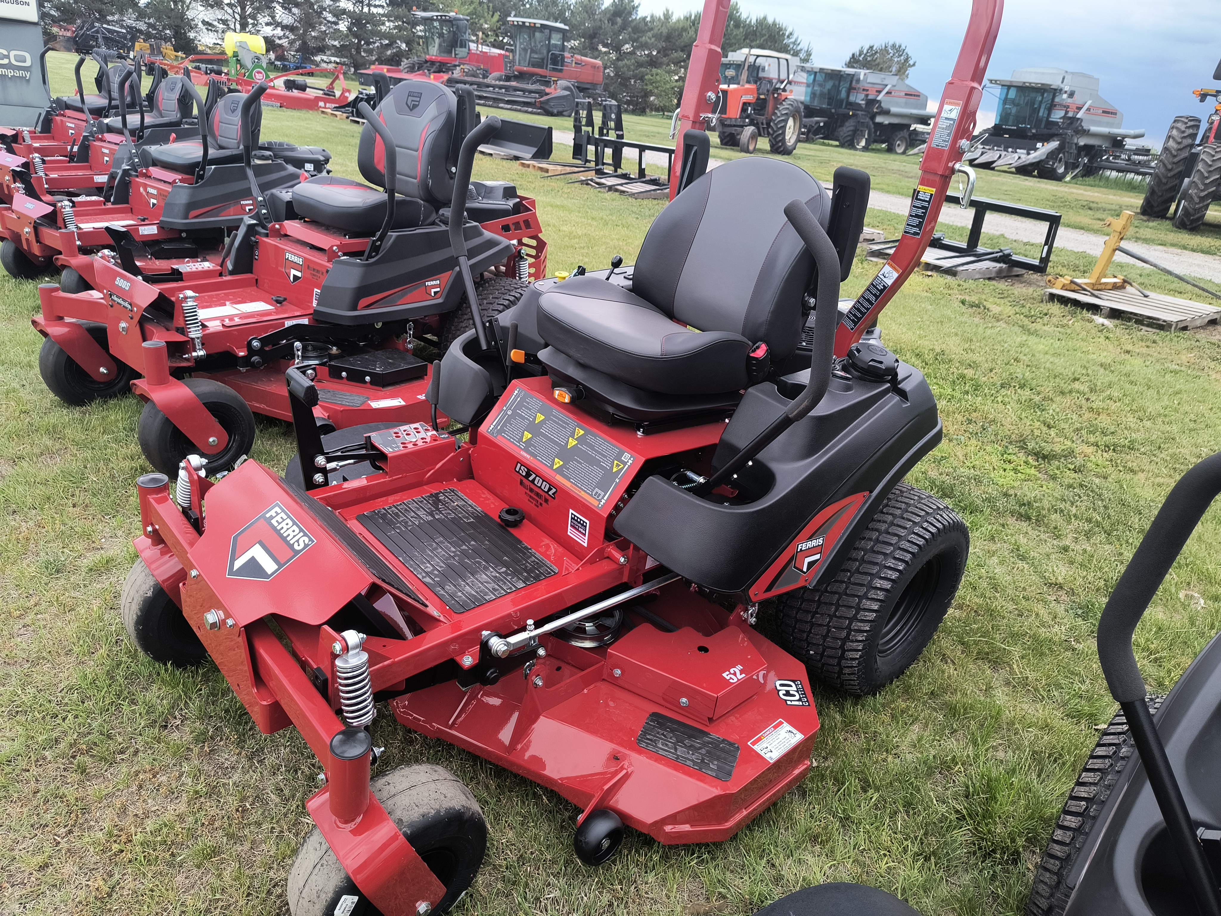 2025 Ferris IS700 Mower/Zero Turn