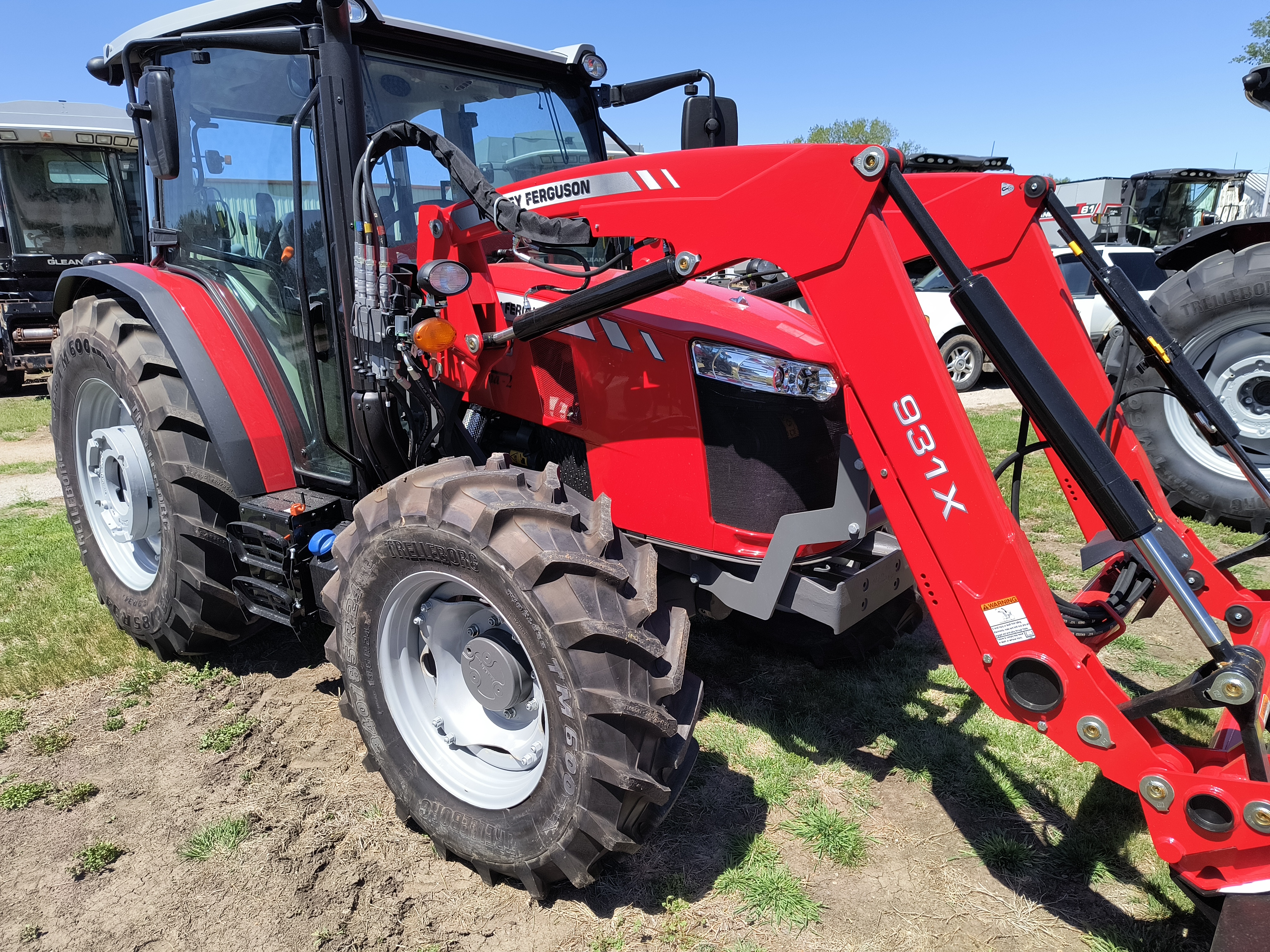 2026 Massey Ferguson 4710M Tractor