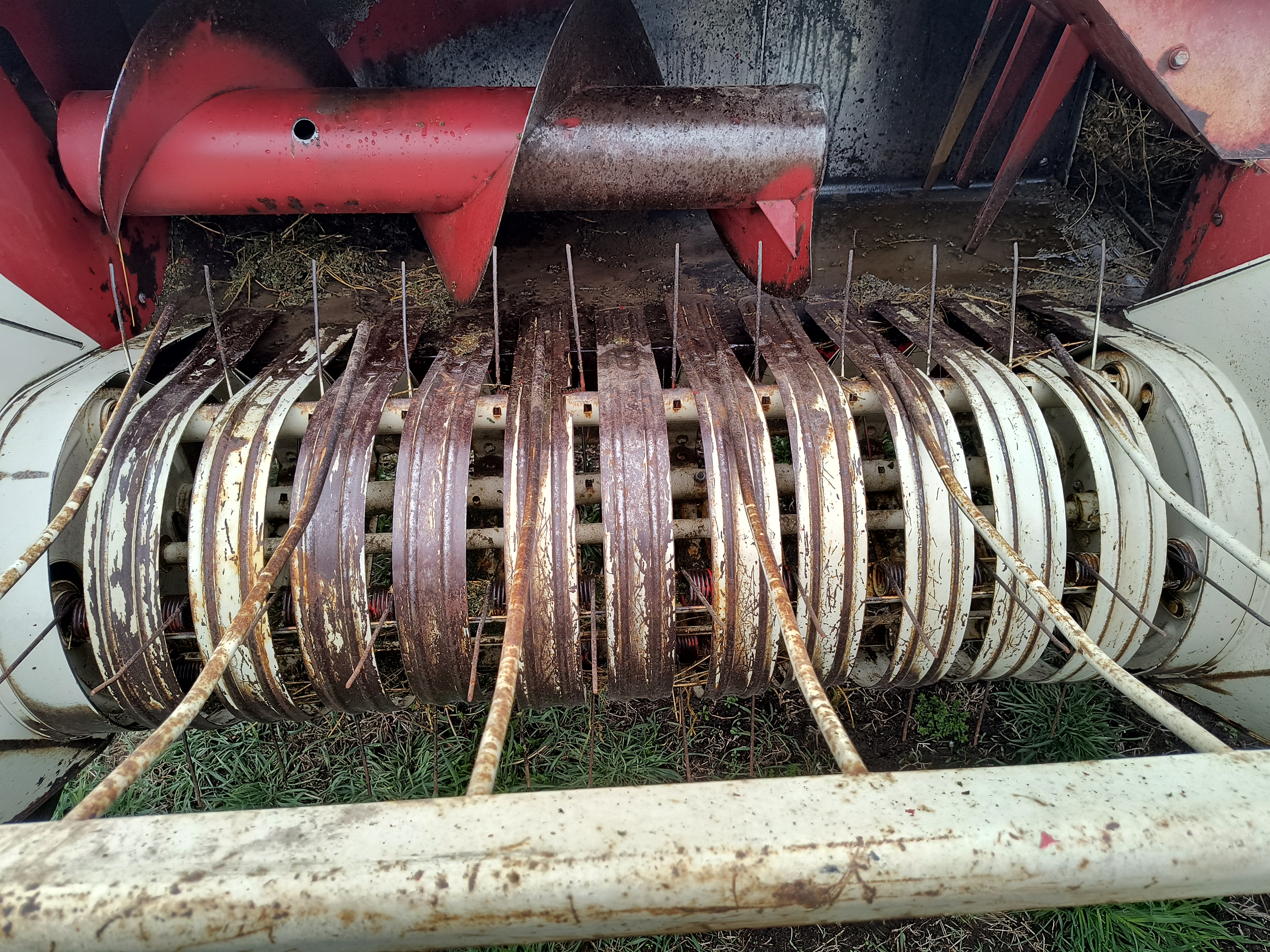 1975 International 430 Baler/Square