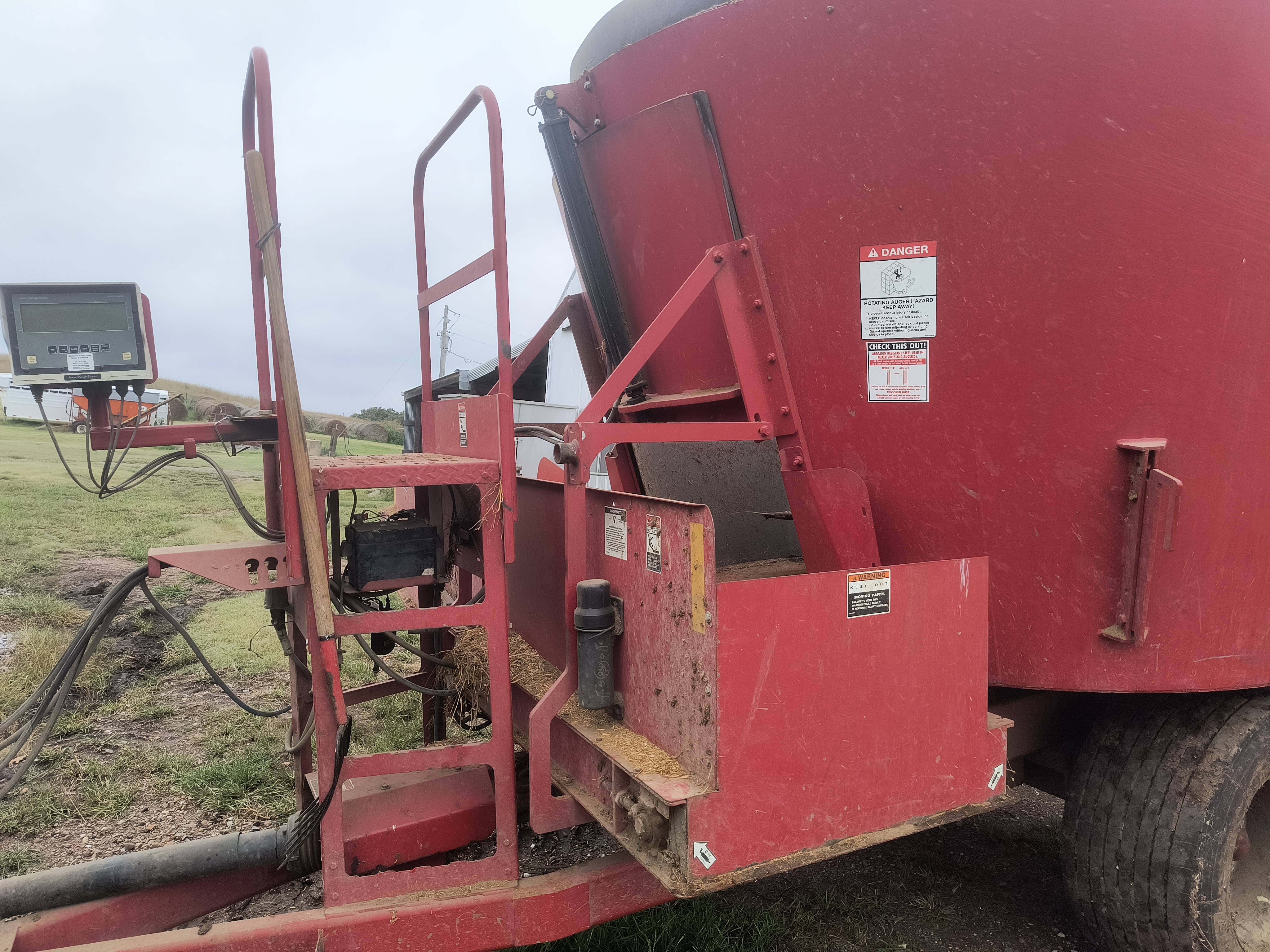 2015 Schuler 5020 Vertical Feed Mixer