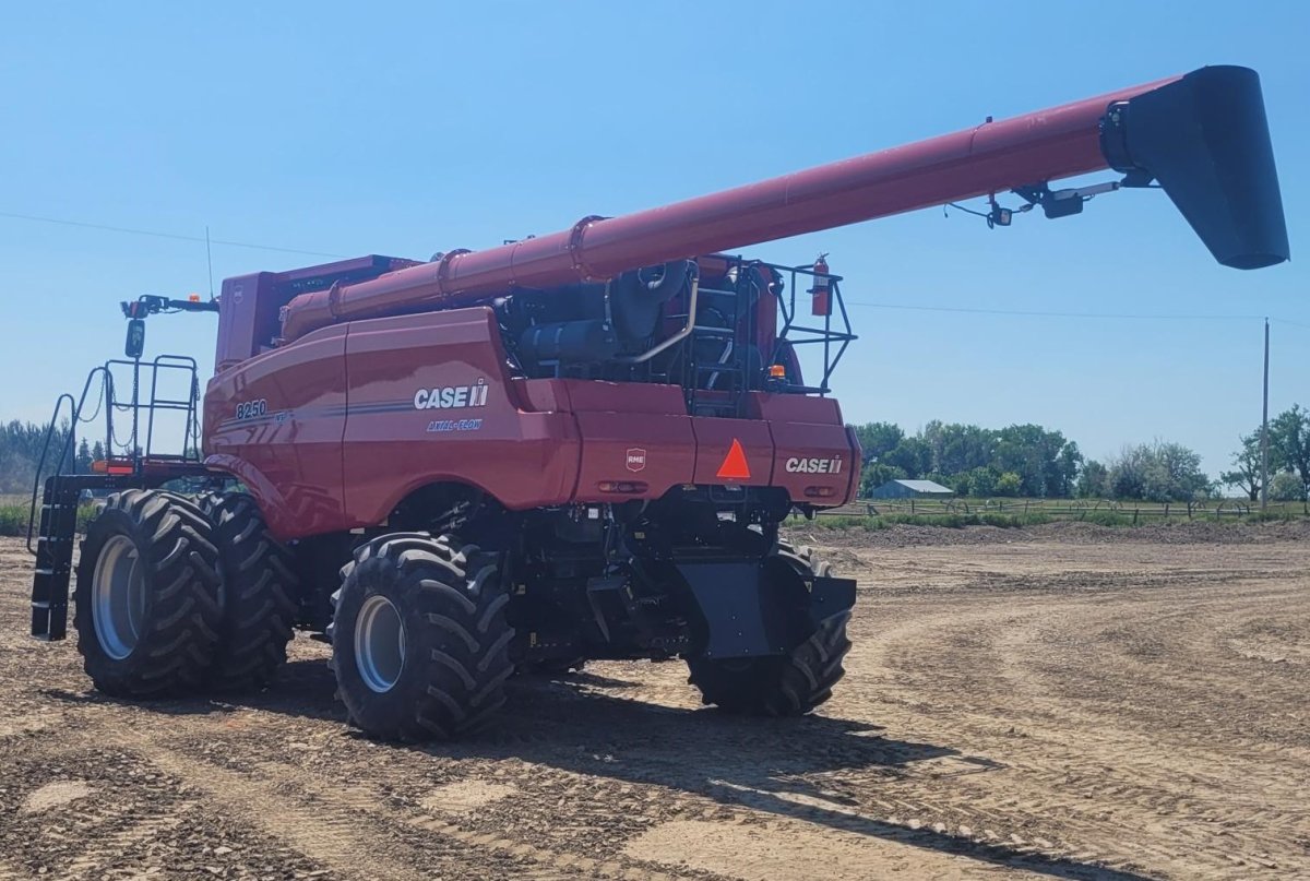2021 Case 8250 Combine