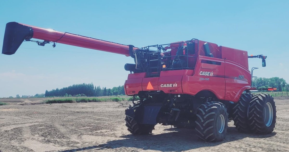 2021 Case 8250 Combine