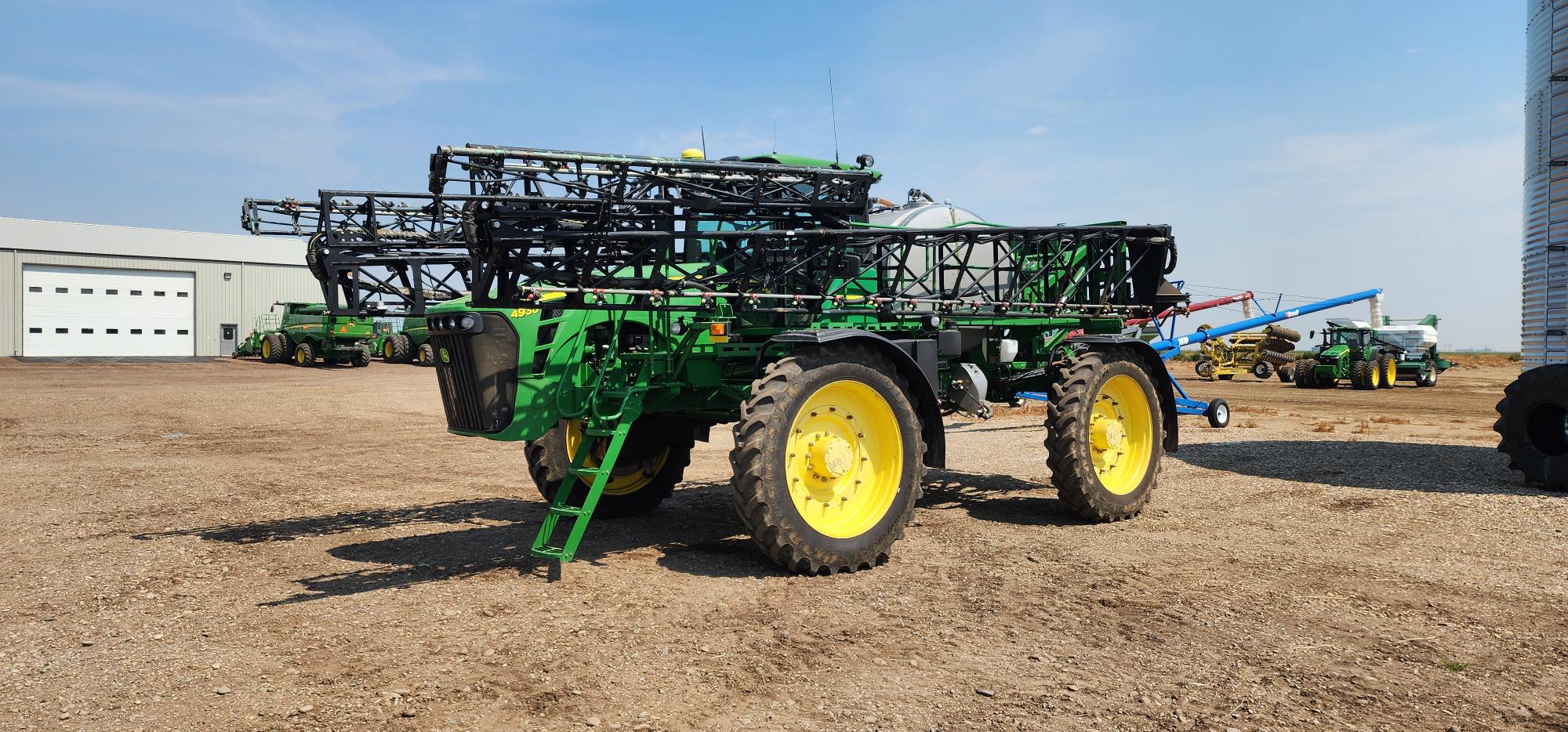 2011 John Deere 4930 Sprayer/High Clearance