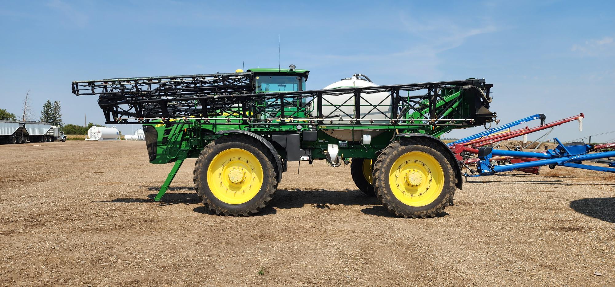 2011 John Deere 4930 Sprayer/High Clearance