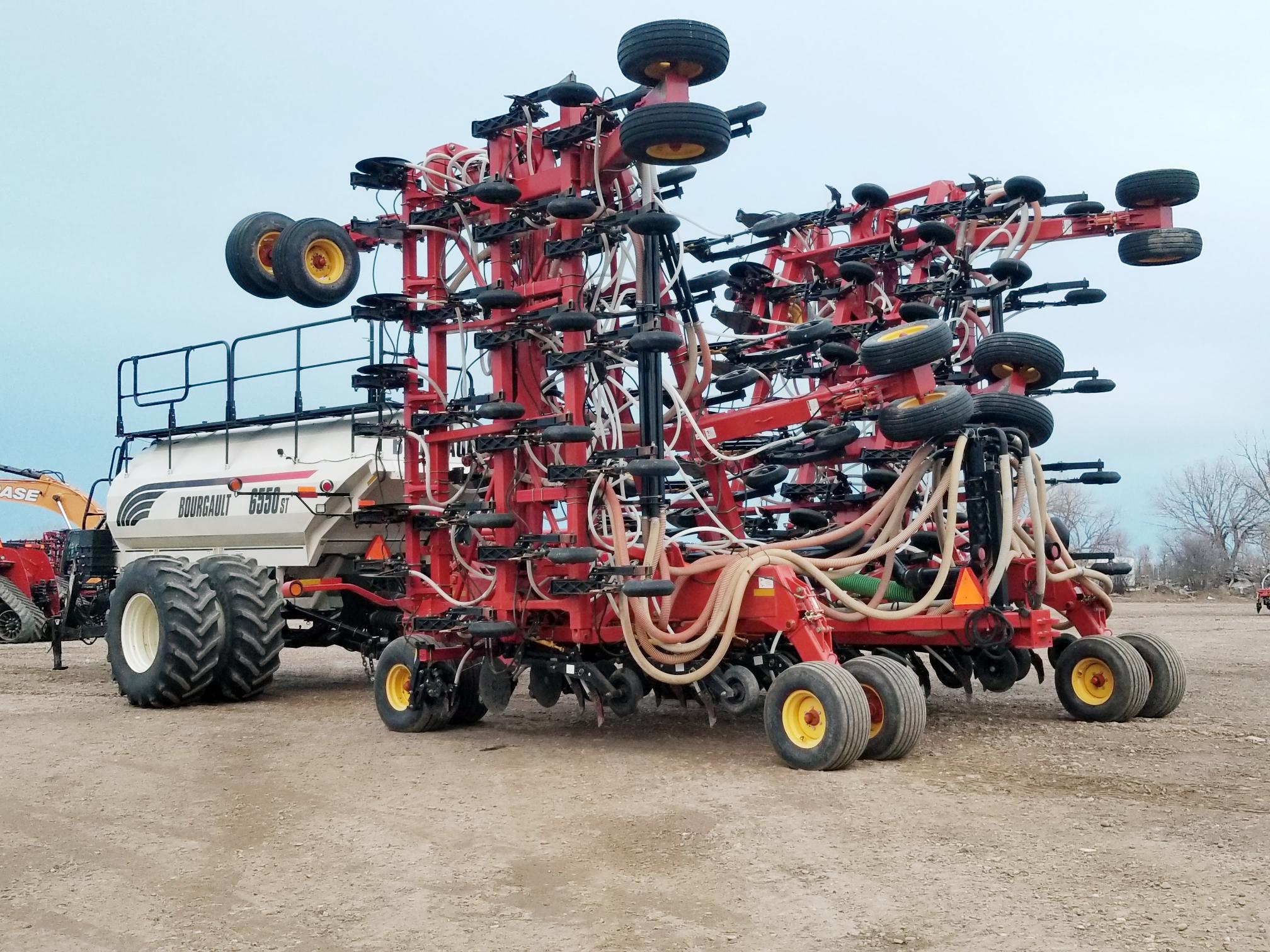 2013 Bourgault 3320-76 Seeding Tool