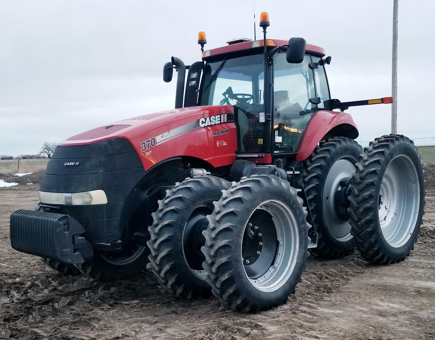 2014 Case MAG370 Tractor