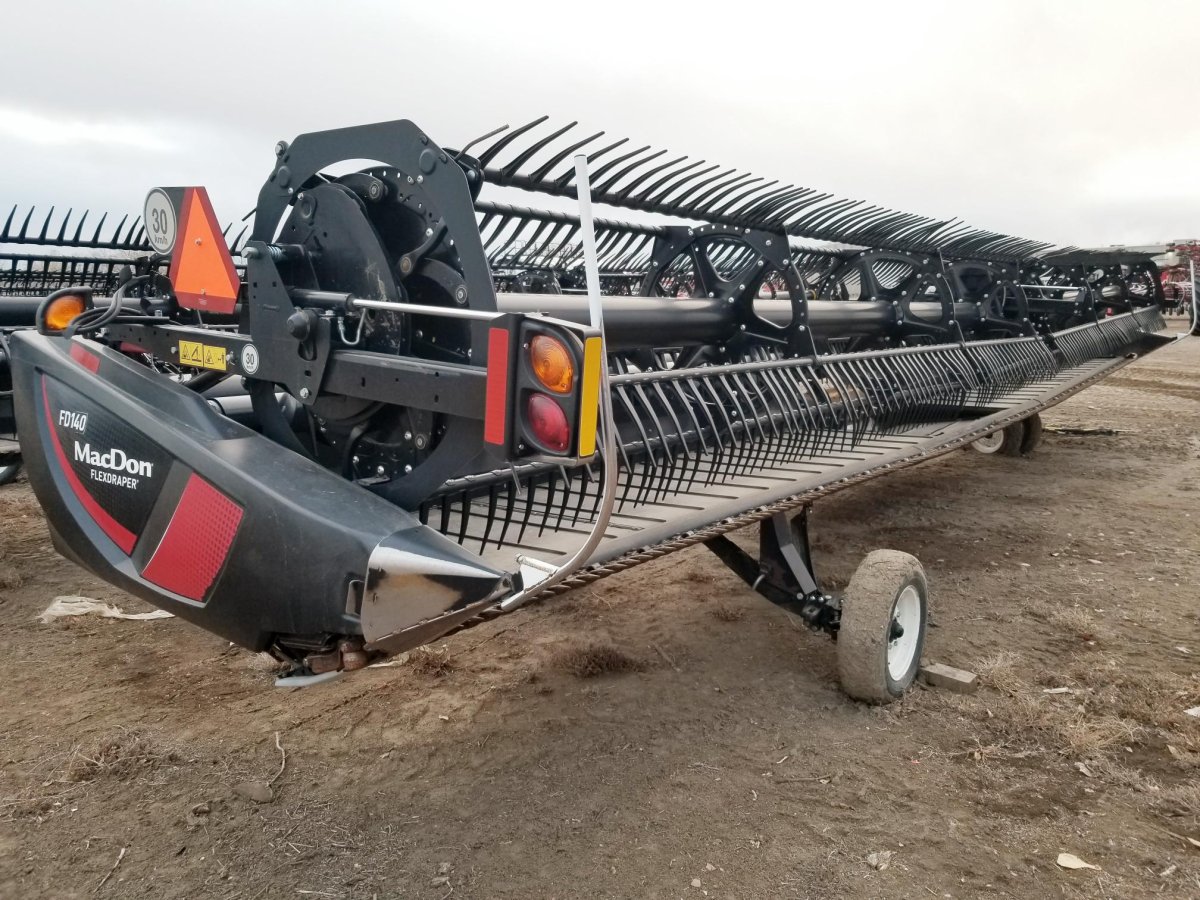 2021 MacDon FD140 Header Combine