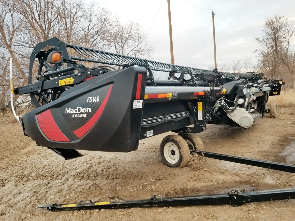 2021 MacDon FD140 Header Combine