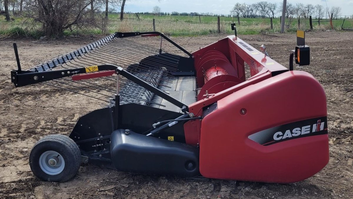 2015 Case 3016 Header Combine