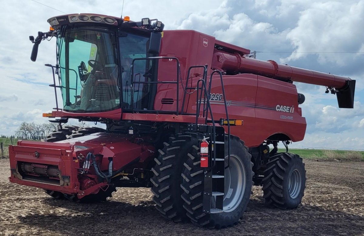 2021 Case 8250 Combine