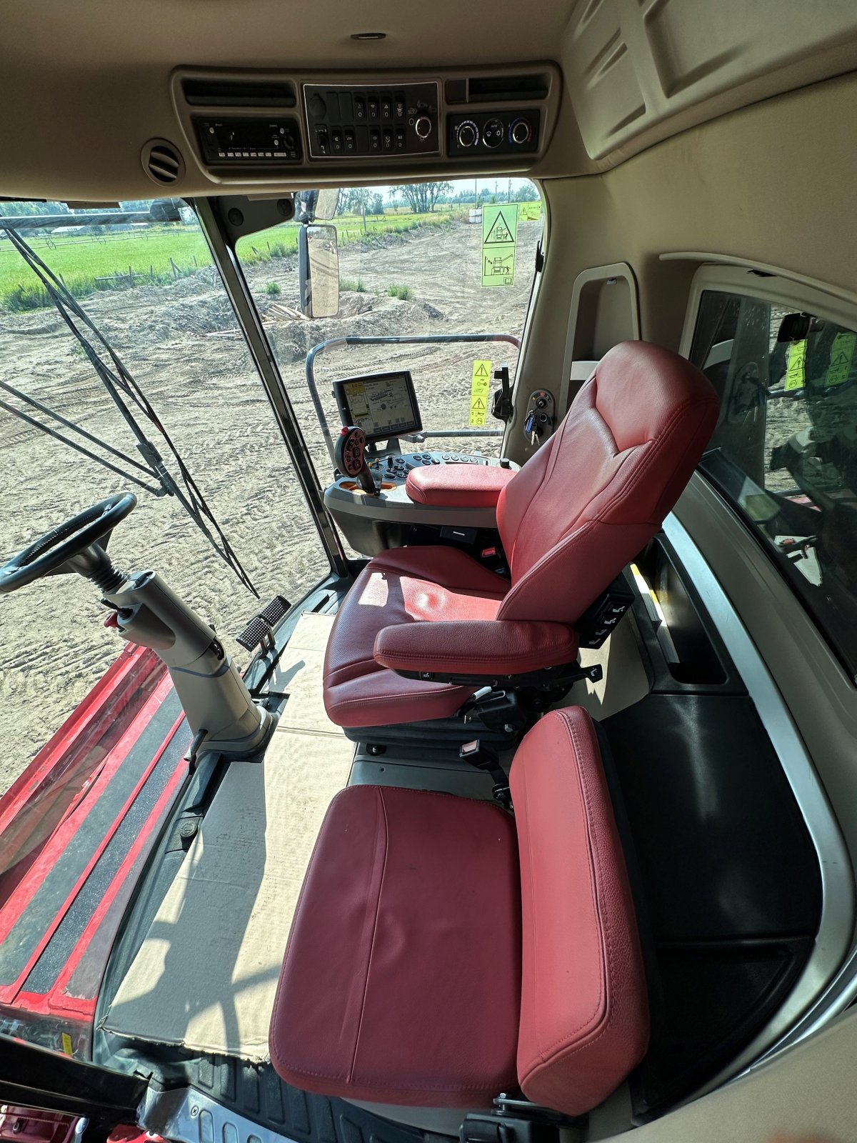 2022 Case 8250 Combine