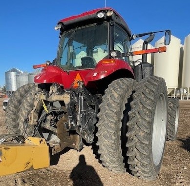 2015 Case MAG340 Tractor