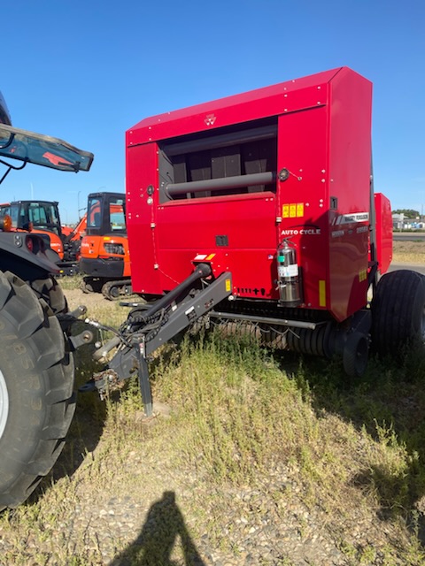 2017 Massey Ferguson 2956 Baler/Round