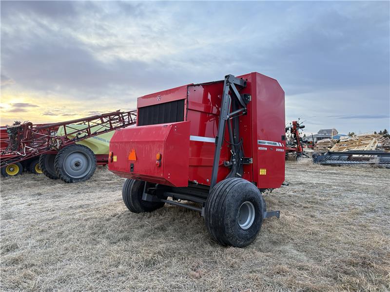 2017 Massey Ferguson 2956 Baler/Round