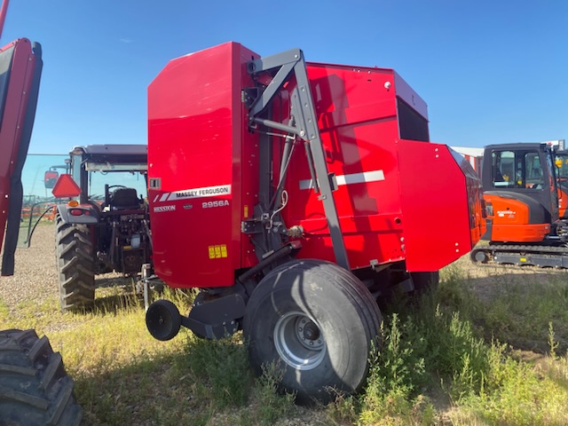 2017 Massey Ferguson 2956 Baler/Round