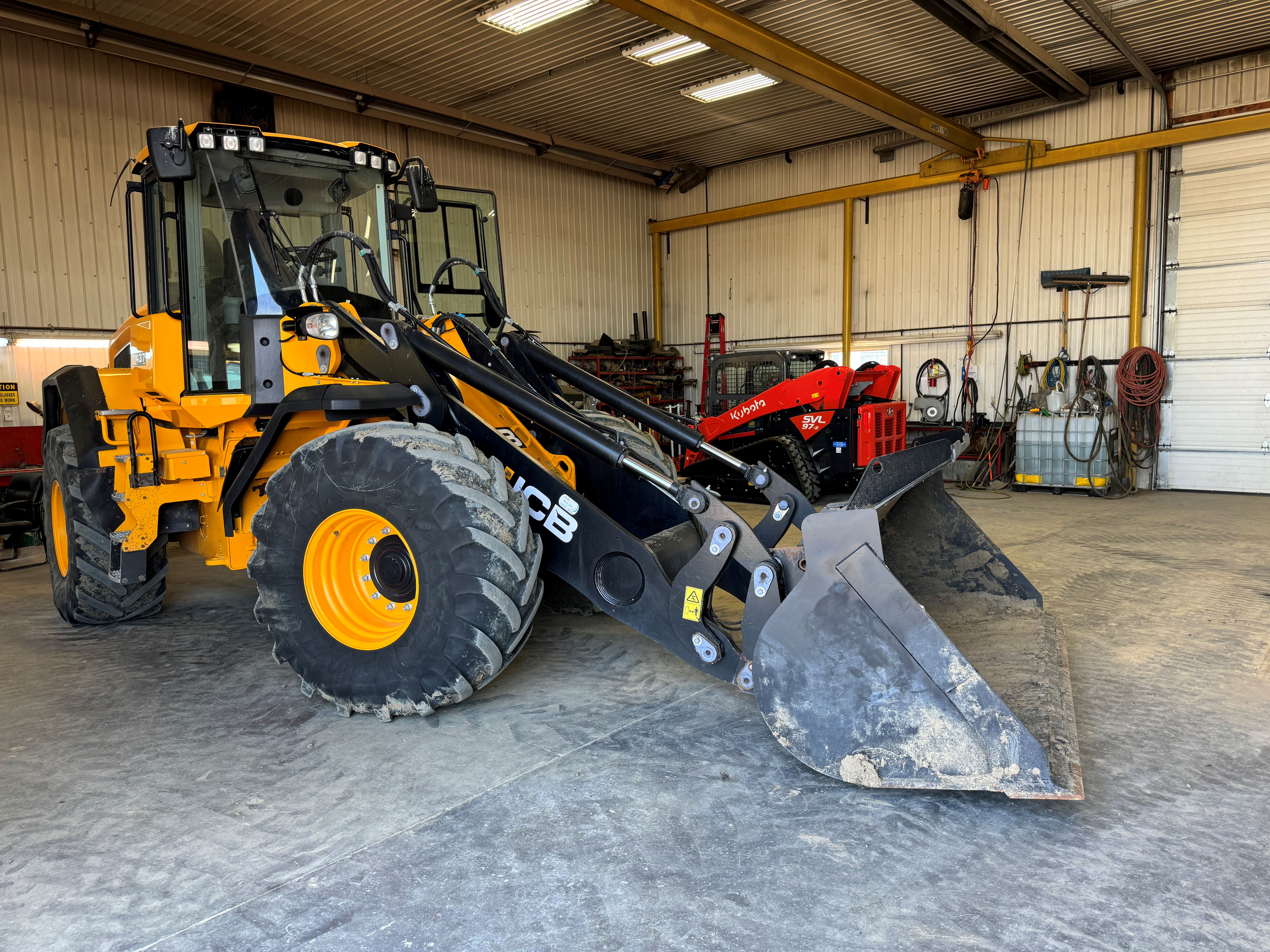 2020 JCB 437 Wheel Loader