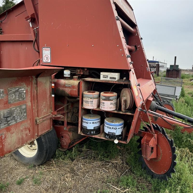 AGCO Hesston 560 Baler/Round