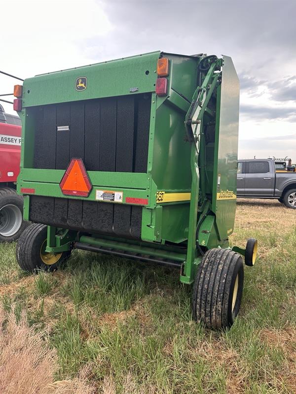 John Deere 567 Baler/Round