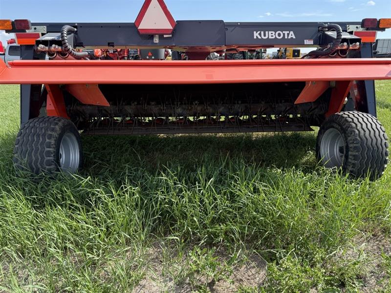 Kubota M8540T Mower Conditioner/Disc