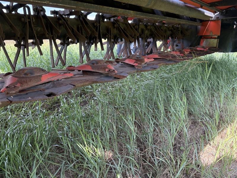 Kubota M8540T Mower Conditioner/Disc