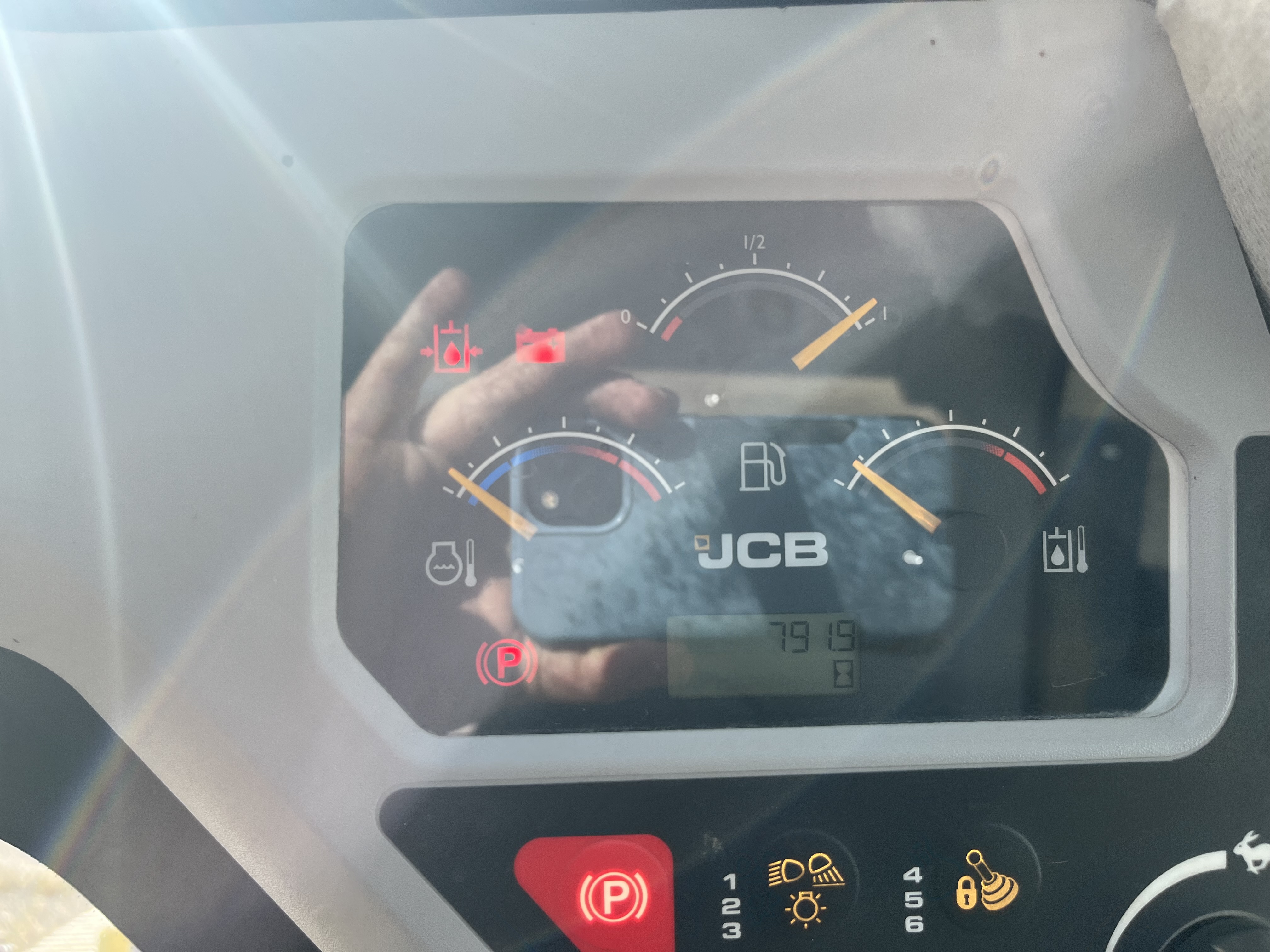 2022 JCB 270T Compact Track Loader