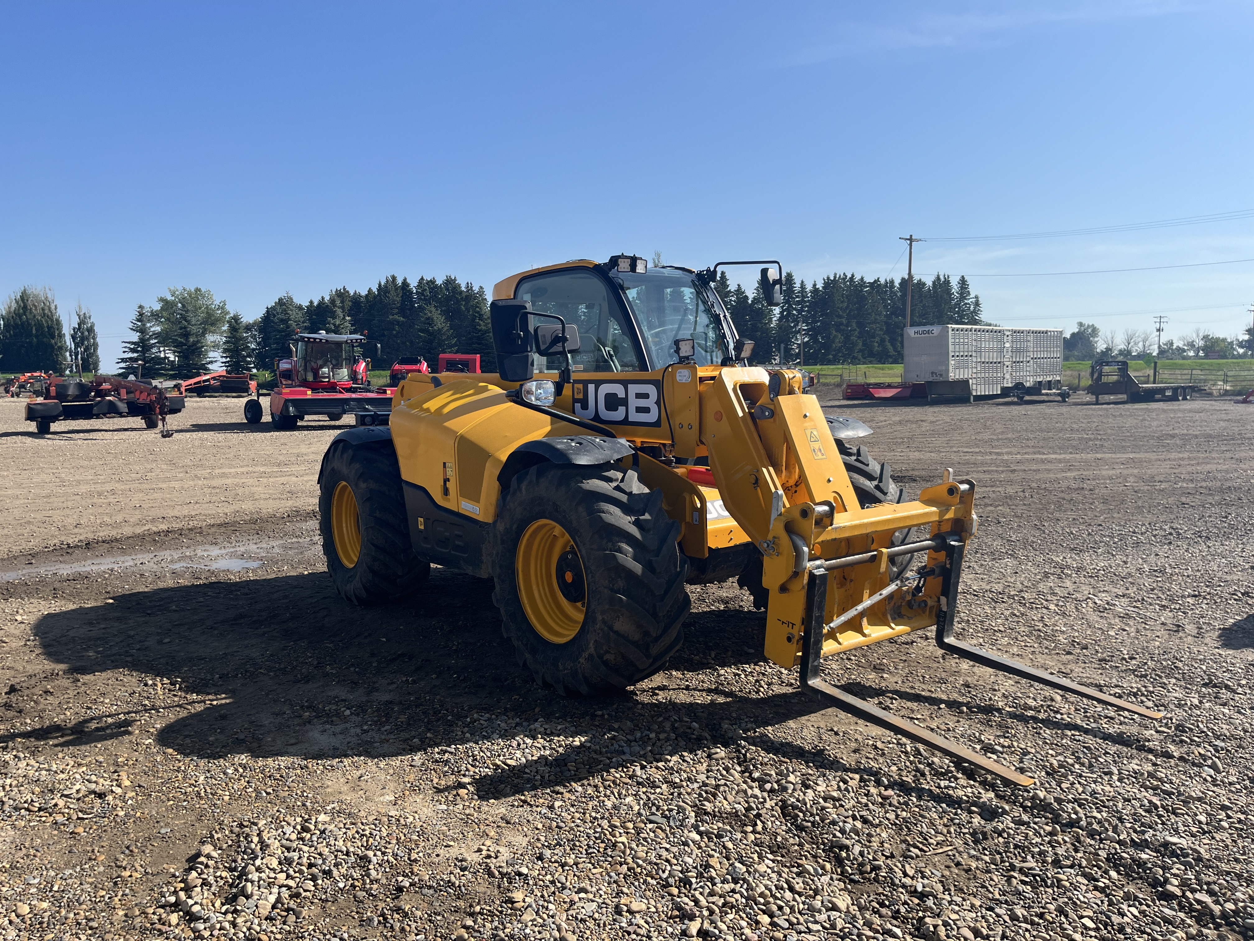 2022 JCB 542-70 TeleHandler