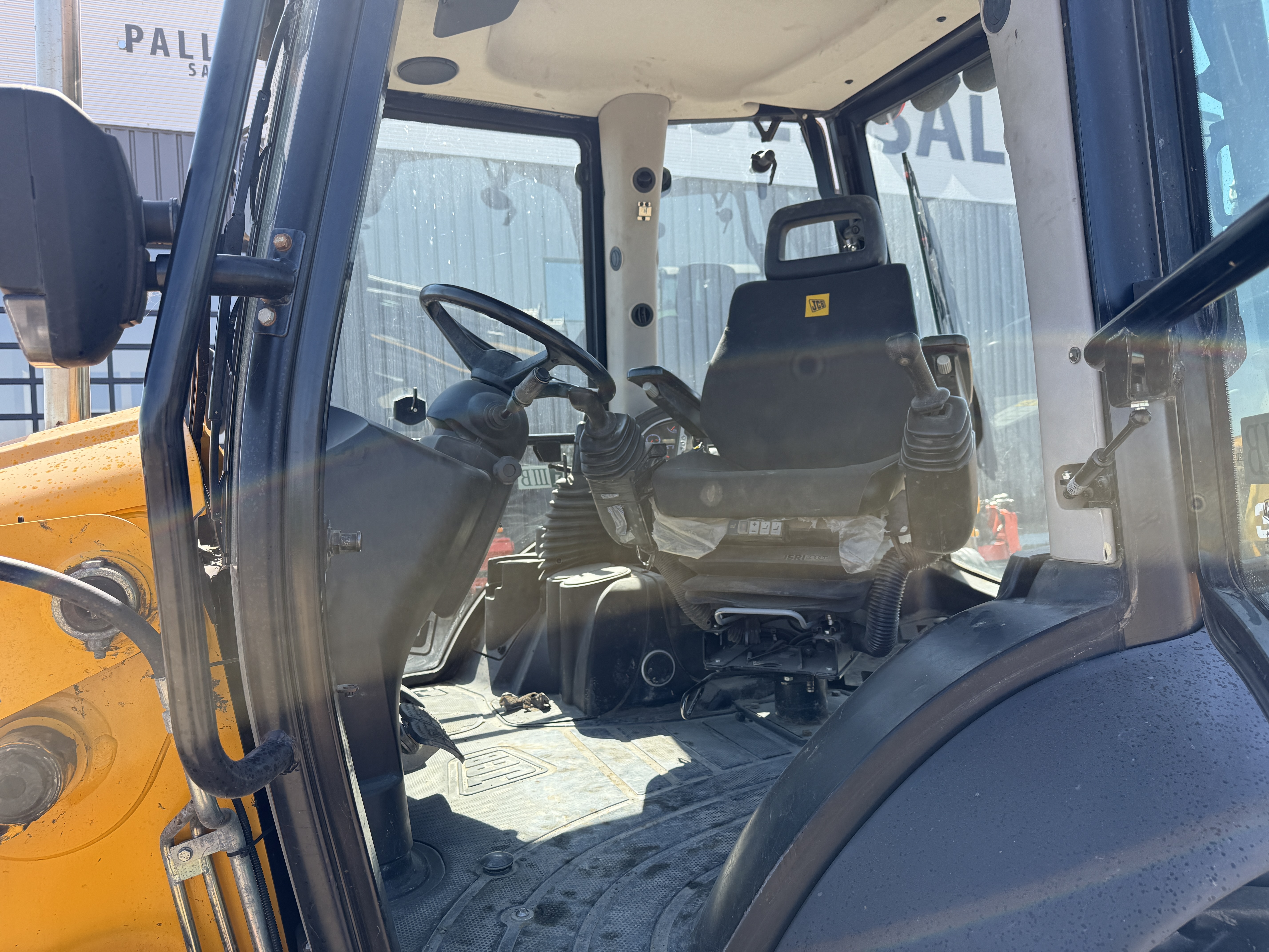 2019 JCB 3CX Tractor Loader Backhoe