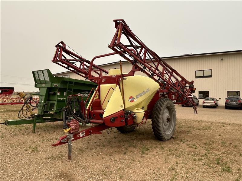 2004 Hardi nav 4200L Sprayer