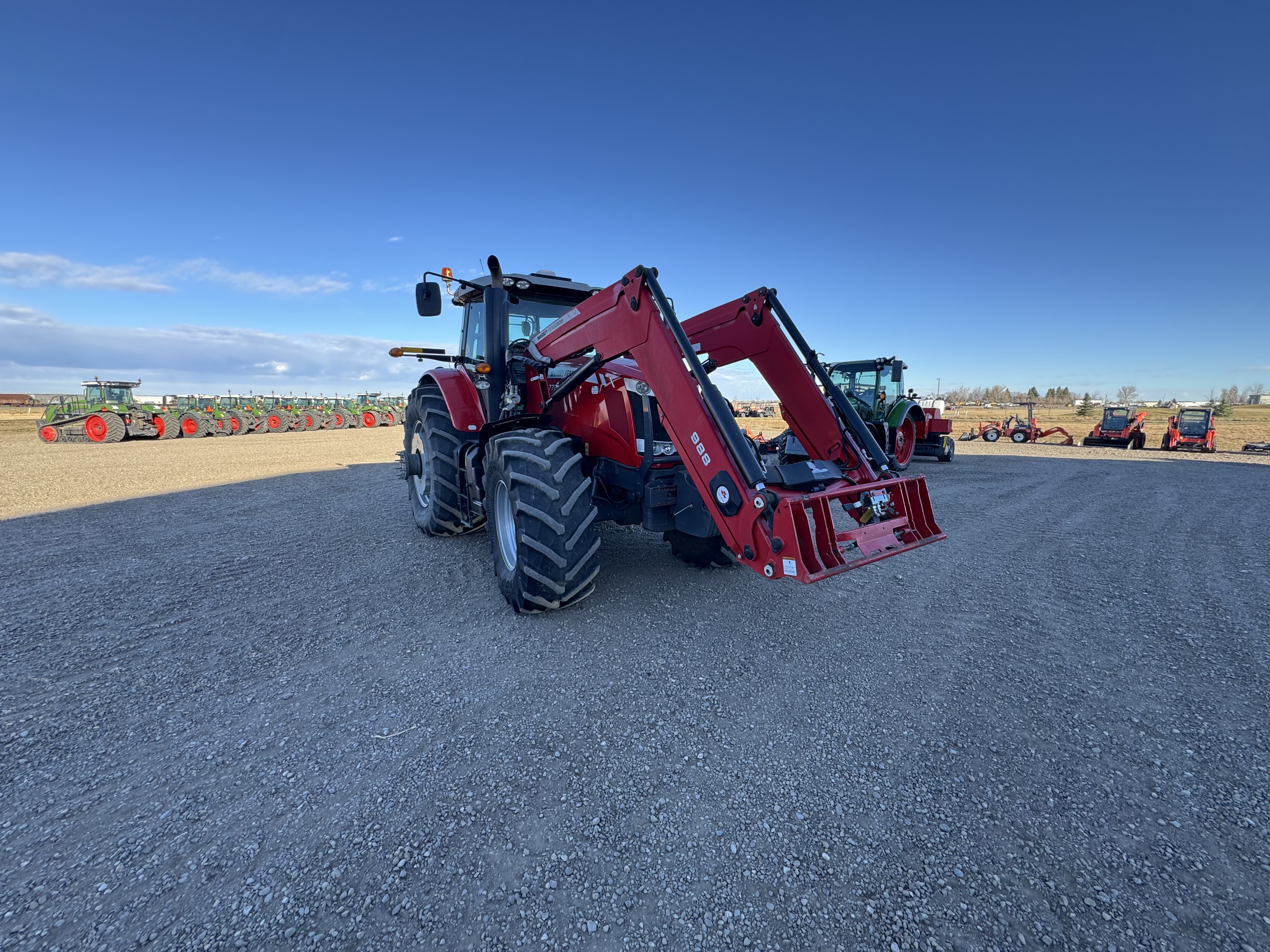 2017 Massey Ferguson 7724 Classic Tractor