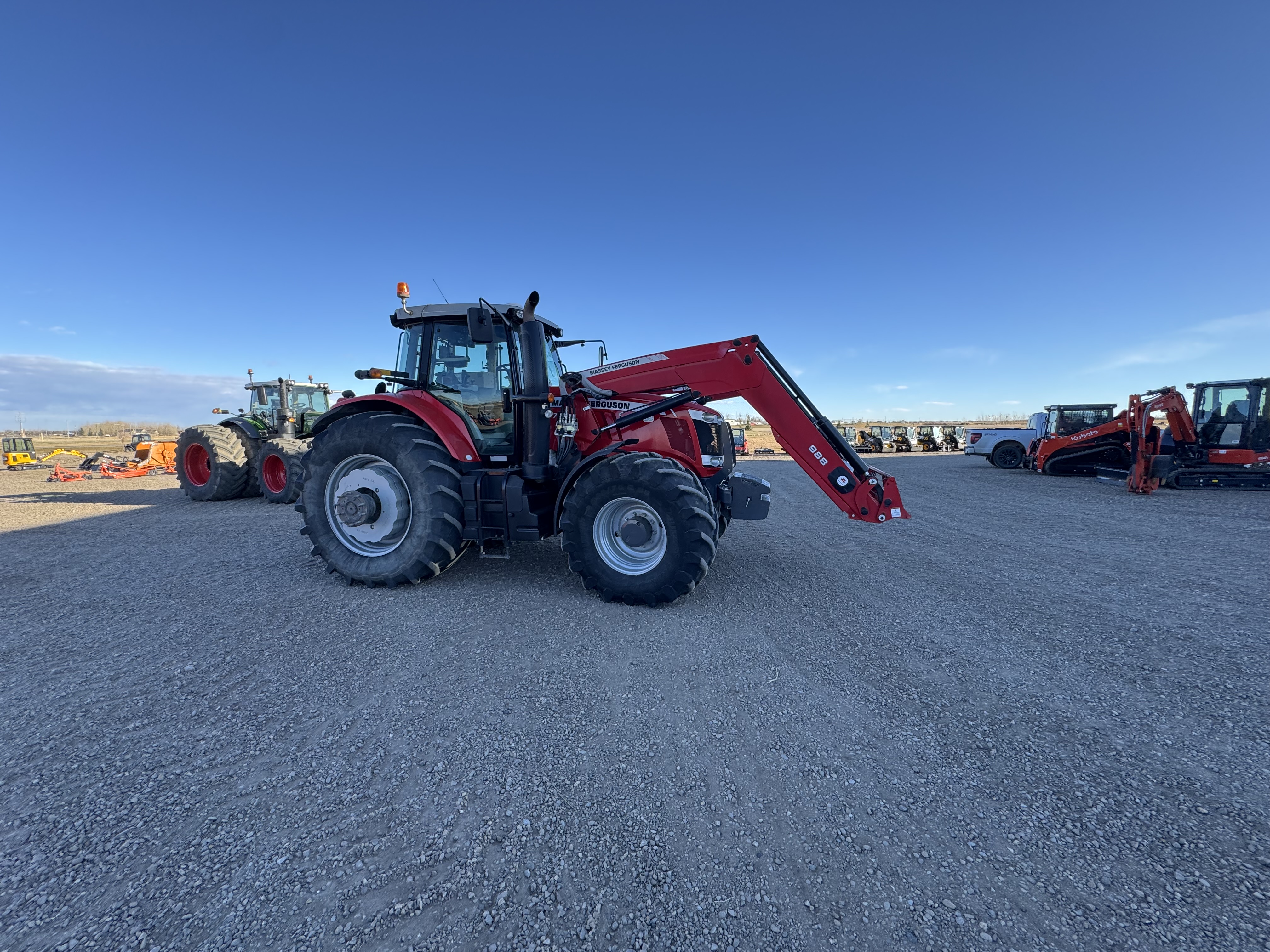 2017 Massey Ferguson 7724 Classic Tractor