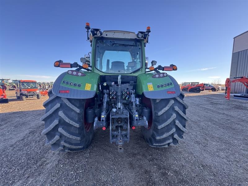 2021 Fendt 724 Gen6 Tractor